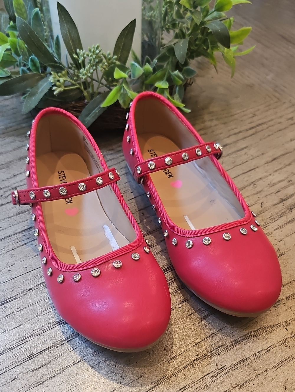 Steve Madden Red Mary Jane Flats Size 3
